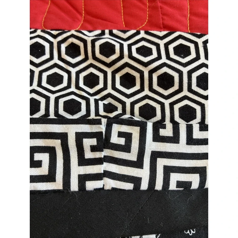 Black & Red Patchwork Quilt Cotton 44